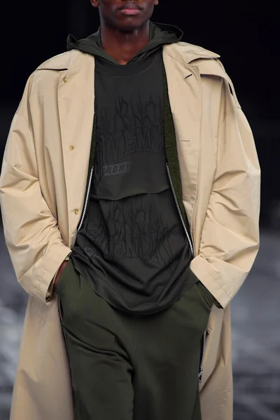 Look 105
